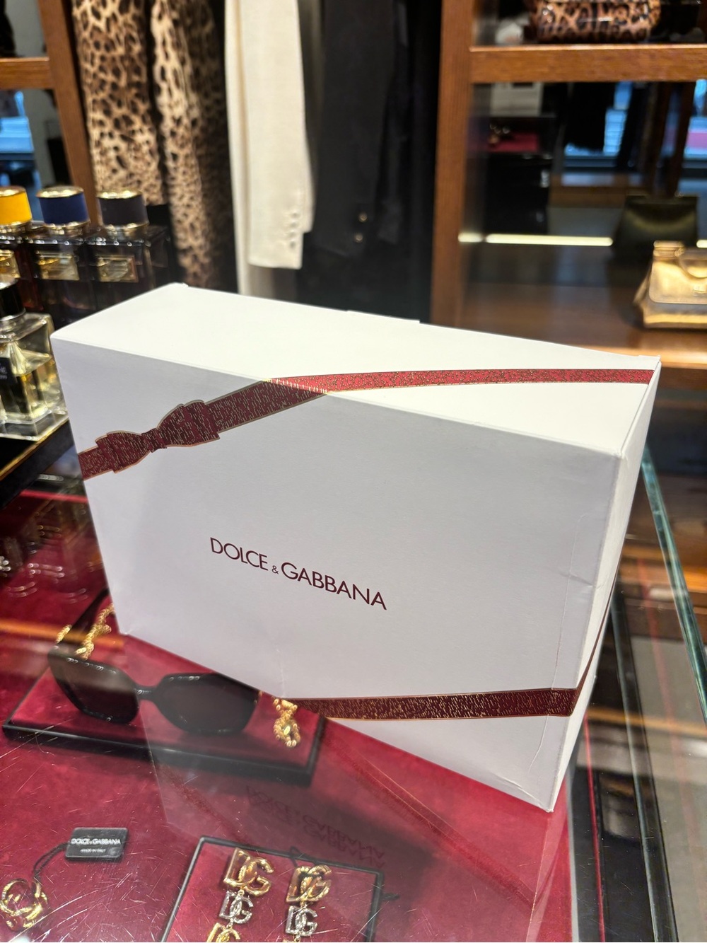 Dolce & Gabbana Lip Set with Black Pouch and Blue Gloss - Picture 3 of 3